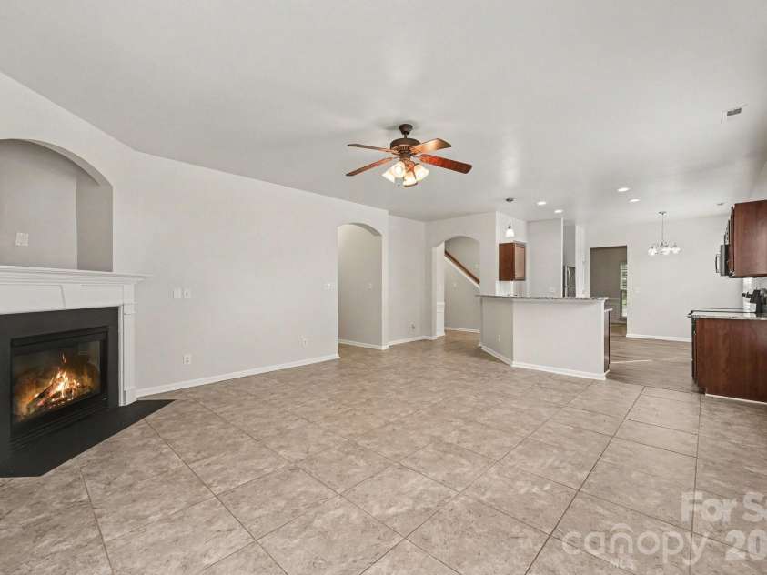 400 Amersham Lane, Waxhaw, NC 28173.  MLS# CAR4418171, YatesRealty ID 46990. 