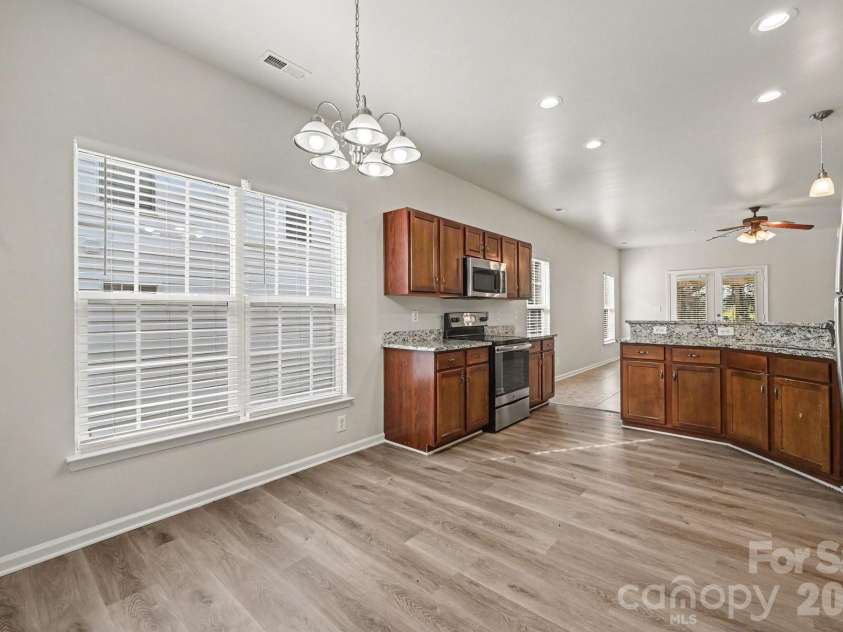 400 Amersham Lane, Waxhaw, NC 28173.  MLS# CAR4418171, YatesRealty ID 46990. 