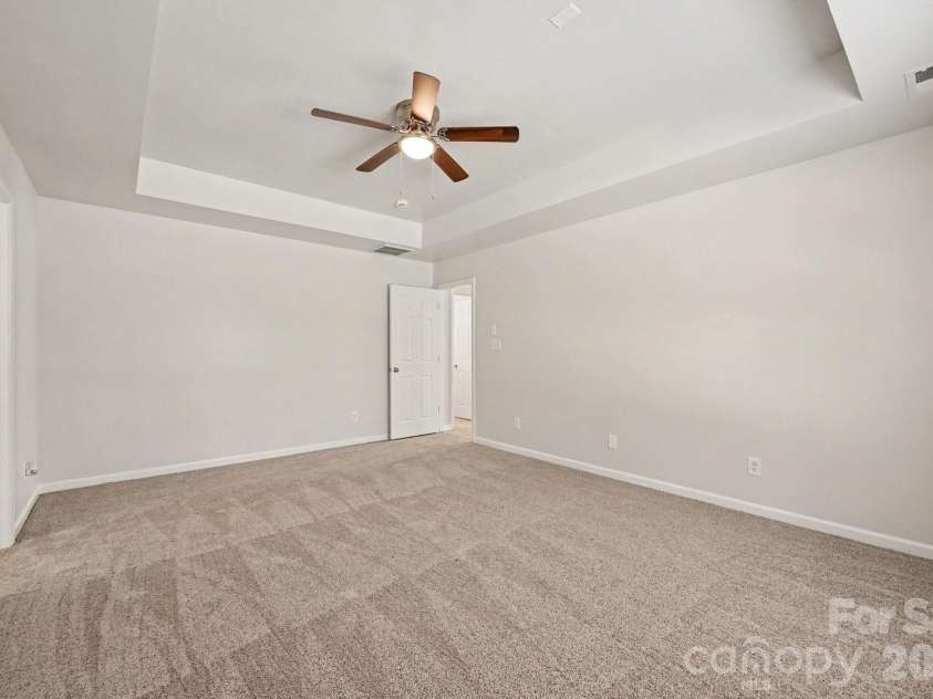 400 Amersham Lane, Waxhaw, NC 28173.  MLS# CAR4418171, YatesRealty ID 46990. 