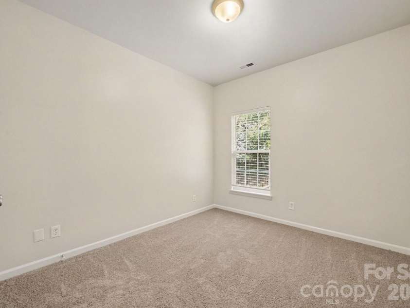 400 Amersham Lane, Waxhaw, NC 28173.  MLS# CAR4418171, YatesRealty ID 46990. 