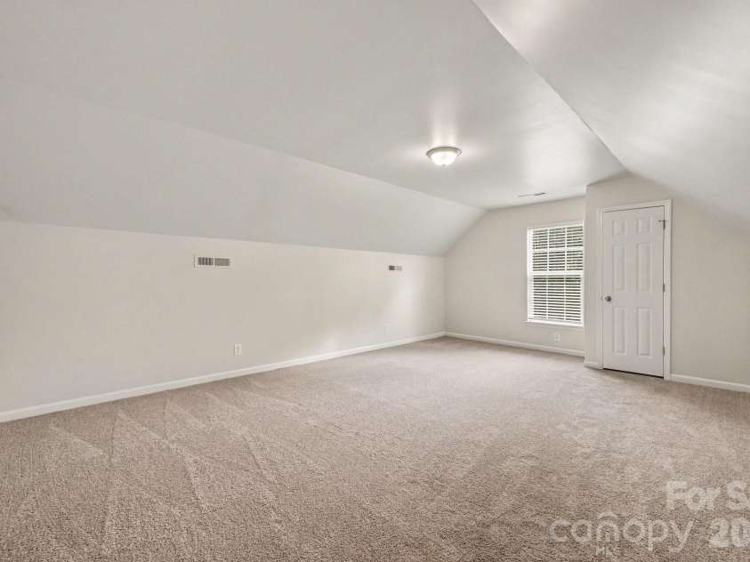 400 Amersham Lane, Waxhaw, NC 28173.  MLS# CAR4418171, YatesRealty ID 46990. 