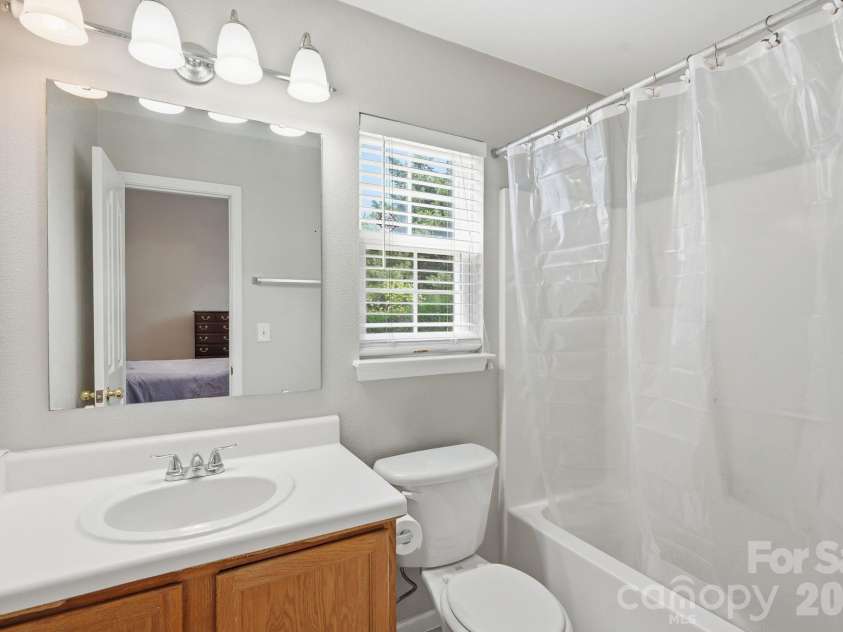 5816 Wallace Avenue, Charlotte, NC 28212.  MLS# CAR4418363, YatesRealty ID 46991. 