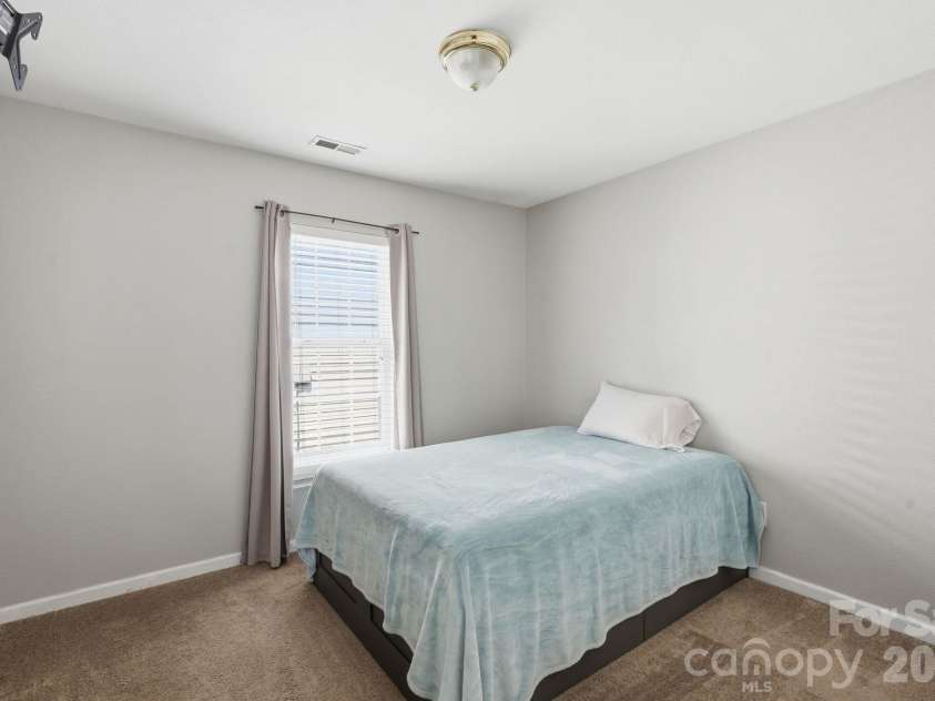 5816 Wallace Avenue, Charlotte, NC 28212.  MLS# CAR4418363, YatesRealty ID 46991. 