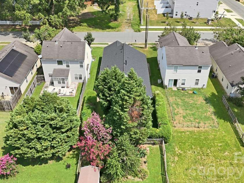 5816 Wallace Avenue, Charlotte, NC 28212.  MLS# CAR4418363, YatesRealty ID 46991. 