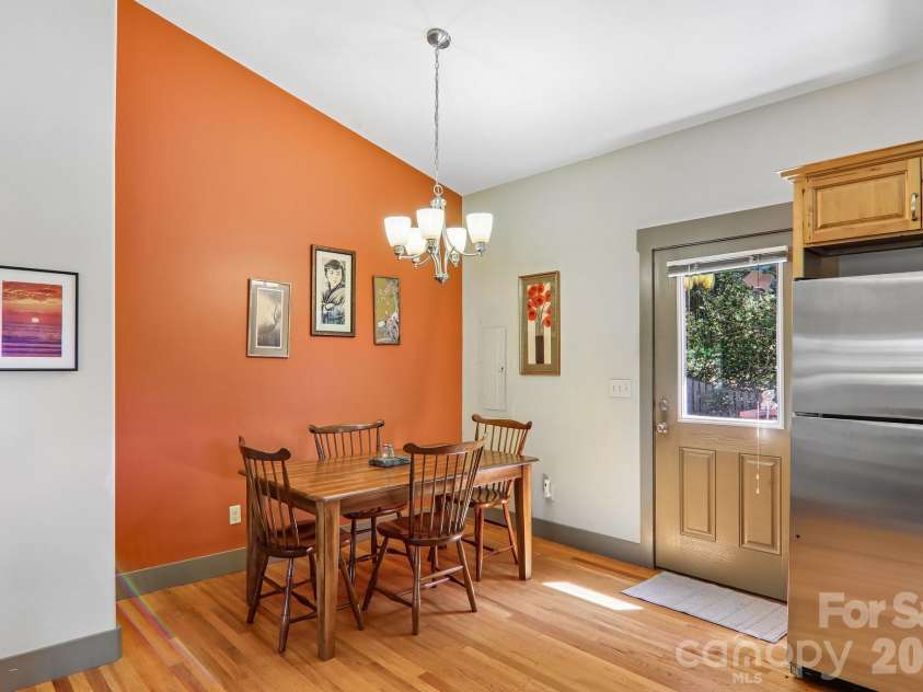 137 Sulphur Springs Road, Asheville, NC 28806.  MLS# CAR4417643, YatesRealty ID 46992. 