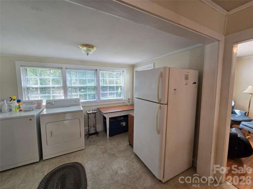 181 Williamson Street, Troy, NC 27371.  MLS# CAR4418511, YatesRealty ID 46993. 