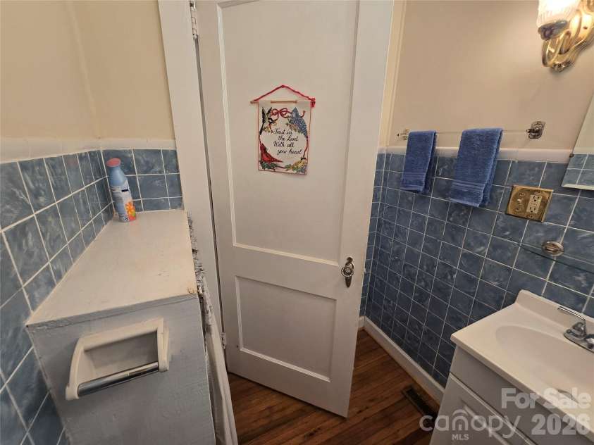 181 Williamson Street, Troy, NC 27371.  MLS# CAR4418511, YatesRealty ID 46993. 