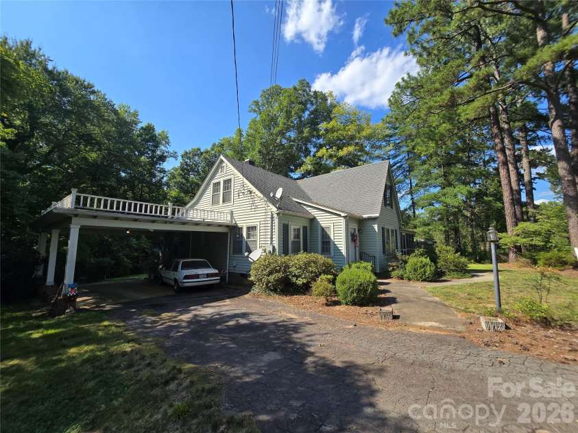 181 Williamson Street, Troy, NC 27371.  MLS# CAR4418511, YatesRealty ID 46993. 