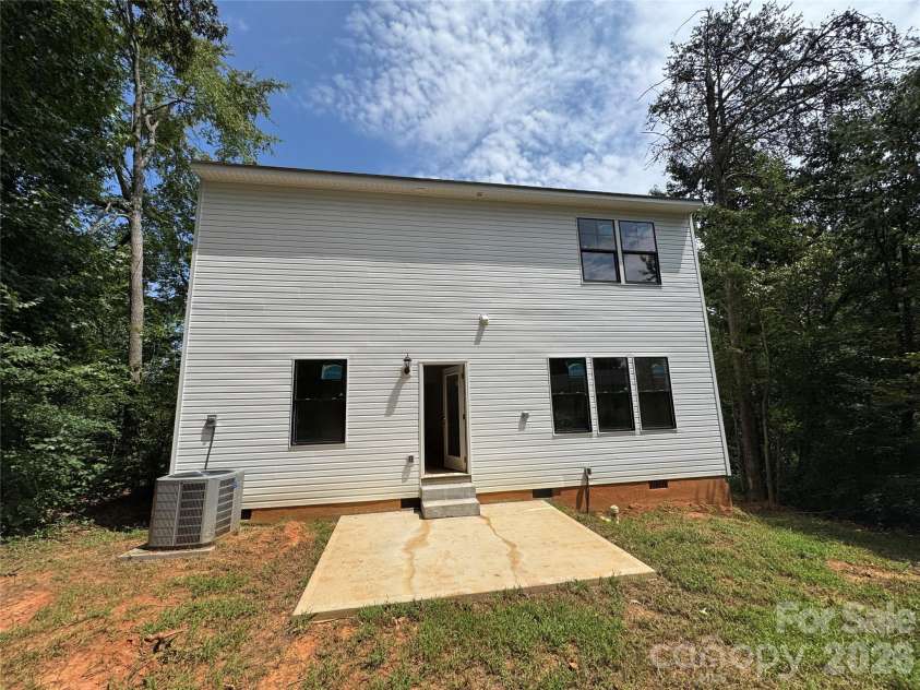 3503 Deacon Lane, Denver, NC 28037.  MLS# CAR4418657, YatesRealty ID 46994. Back