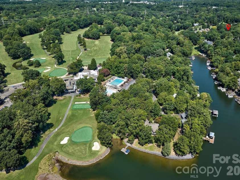 9 Cove Road, Lake Wylie, SC 29710.  MLS# CAR4418625, YatesRealty ID 46996. 