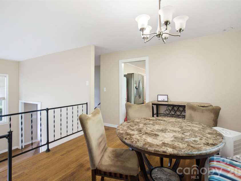 5675 Sweetbriar Road, Pfafftown, NC 27040.  MLS# CAR4418441, YatesRealty ID 46998. 