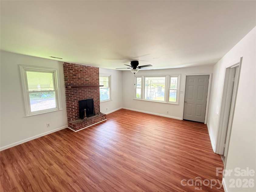213 Jewel Street, Chester, SC 29706.  MLS# CAR4418736, YatesRealty ID 46999. 
