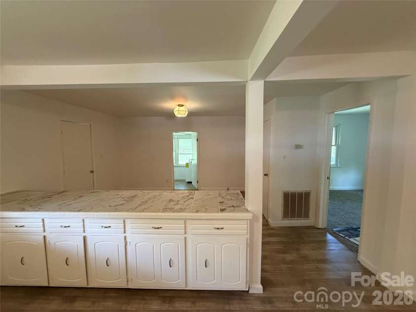213 Jewel Street, Chester, SC 29706.  MLS# CAR4418736, YatesRealty ID 46999. 