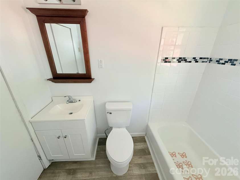 213 Jewel Street, Chester, SC 29706.  MLS# CAR4418736, YatesRealty ID 46999. 