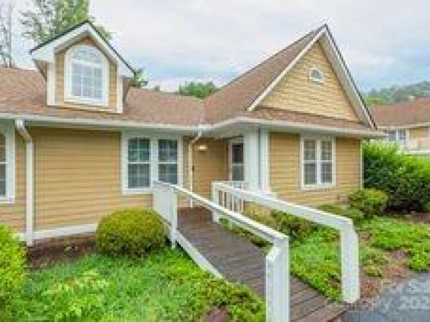 1303 Hyde Park Drive, Asheville, NC 28806.  MLS# CAR4274896, YatesRealty ID 47. Welcome home to 1303 Hyde Park Drive, your new favorite corner of the world.