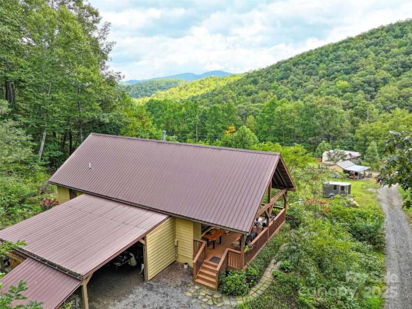 394 Af Simmons Road, Burnsville, NC 28714.  MLS# CAR4300885, YatesRealty ID 47. 