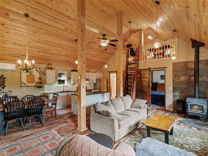 394 Af Simmons Road, Burnsville, NC 28714.  MLS# CAR4300885, YatesRealty ID 47. 