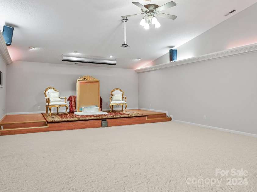 433 Lakey Gap Road, Black Mountain, NC 28711.  MLS# CAR4145724, YatesRealty ID 470. 56 x 20 ft bonus room