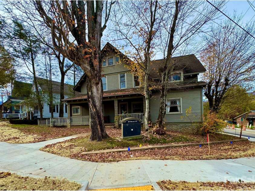 99 Walnut Street, Waynesville, NC 28786.  MLS# CAR4316097, YatesRealty ID 470. 