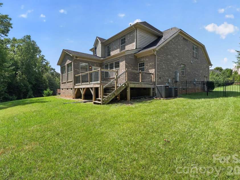 152 Kentmere Lane, Clover, SC 29710.  MLS# CAR4417773, YatesRealty ID 47001. 