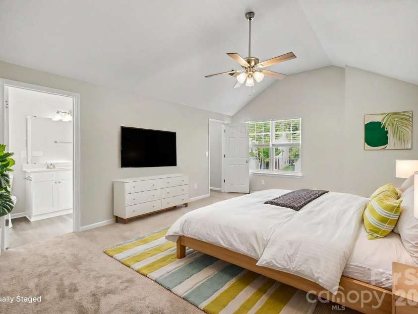10220 Seedling Lane, Charlotte, NC 28214.  MLS# CAR4414676, YatesRealty ID 47009. 