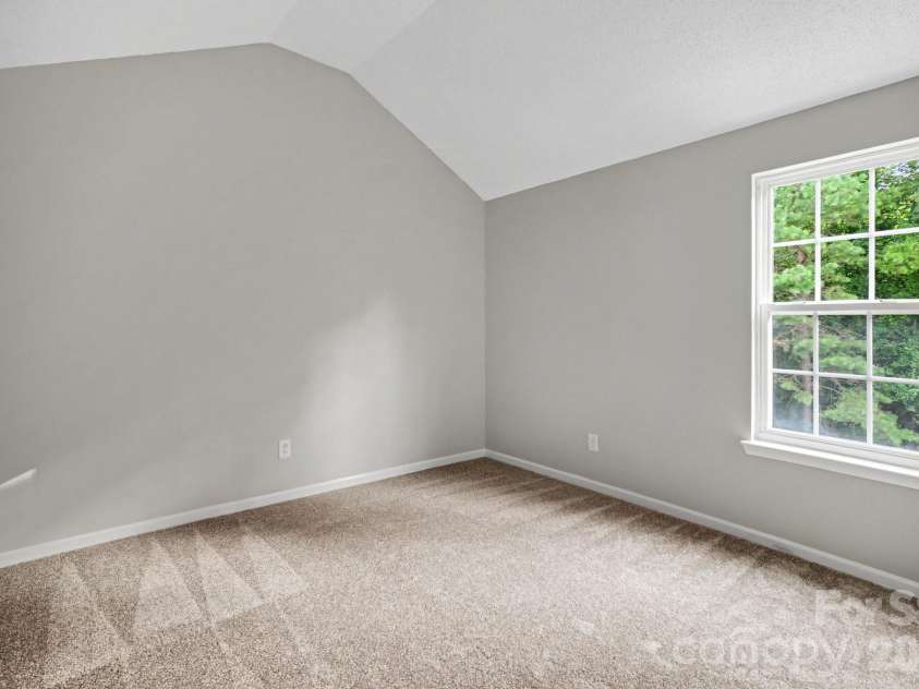 10220 Seedling Lane, Charlotte, NC 28214.  MLS# CAR4414676, YatesRealty ID 47009. 