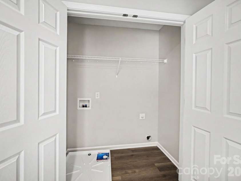 10220 Seedling Lane, Charlotte, NC 28214.  MLS# CAR4414676, YatesRealty ID 47009. 
