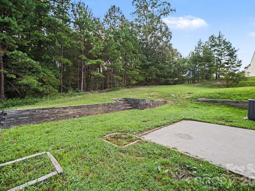 10220 Seedling Lane, Charlotte, NC 28214.  MLS# CAR4414676, YatesRealty ID 47009. 