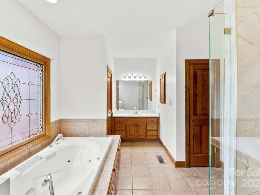 2510 Burton Estates Lane, Lincolnton, NC 28092.  MLS# CAR4289480, YatesRealty ID 4701. 