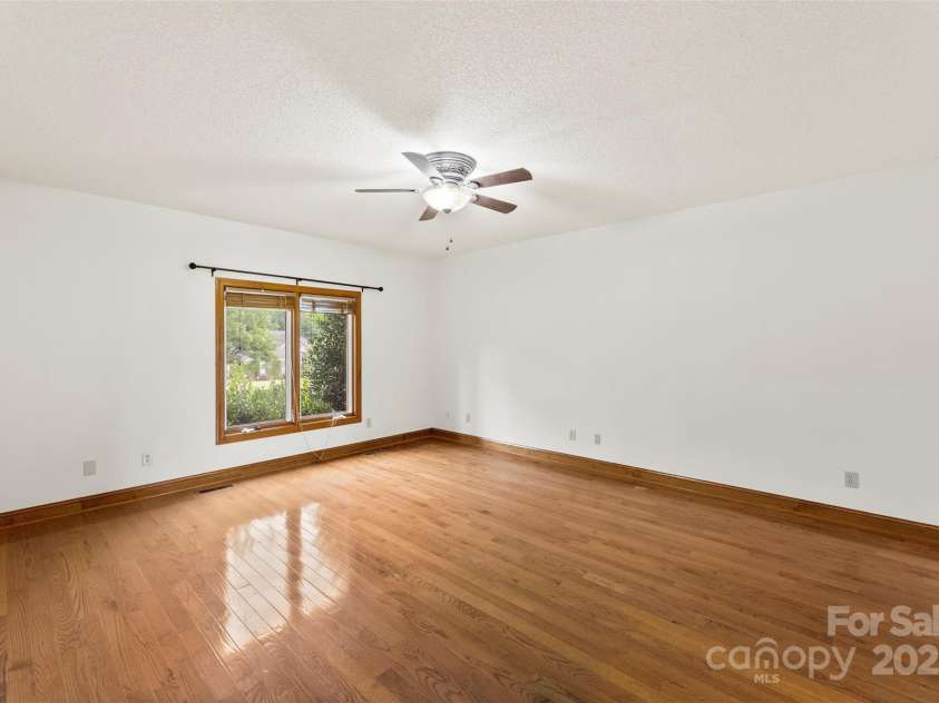 2510 Burton Estates Lane, Lincolnton, NC 28092.  MLS# CAR4289480, YatesRealty ID 4701. 