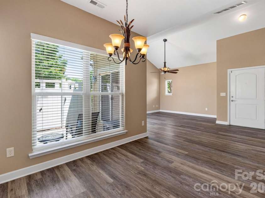 4745 Polo Gate Boulevard, Charlotte, NC 28216.  MLS# CAR4418374, YatesRealty ID 47010. 