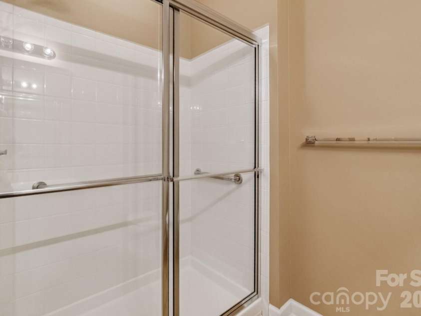 4745 Polo Gate Boulevard, Charlotte, NC 28216.  MLS# CAR4418374, YatesRealty ID 47010. 