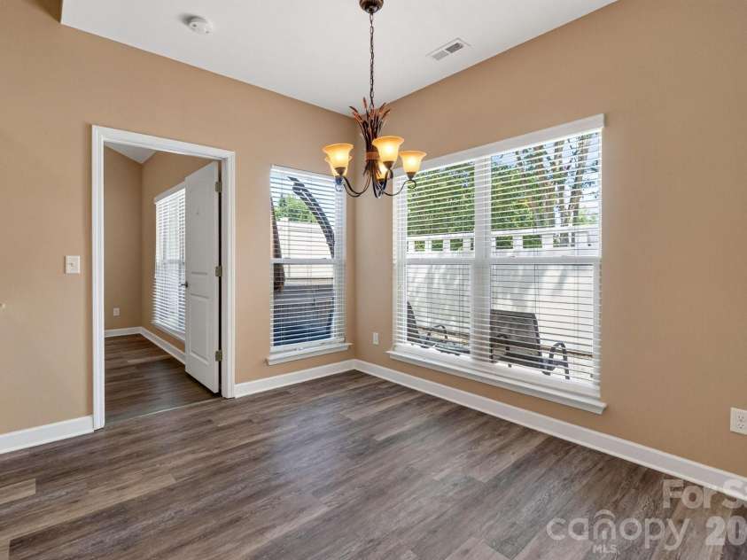 4745 Polo Gate Boulevard, Charlotte, NC 28216.  MLS# CAR4418374, YatesRealty ID 47010. Dining Room
