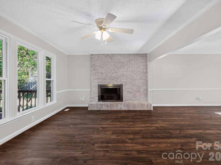 1424 Laughridge Drive, Cary, NC 27511.  MLS# CAR4418664, YatesRealty ID 47011. 