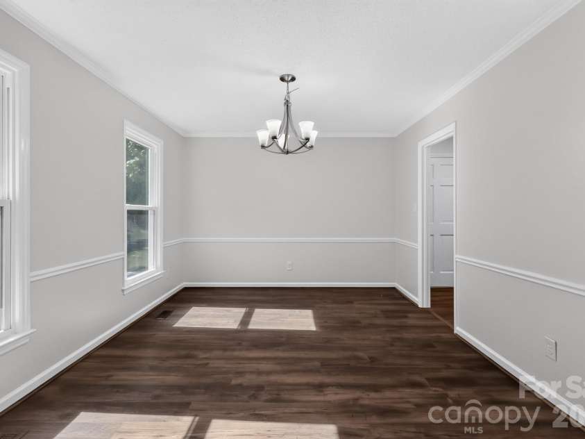 1424 Laughridge Drive, Cary, NC 27511.  MLS# CAR4418664, YatesRealty ID 47011. 