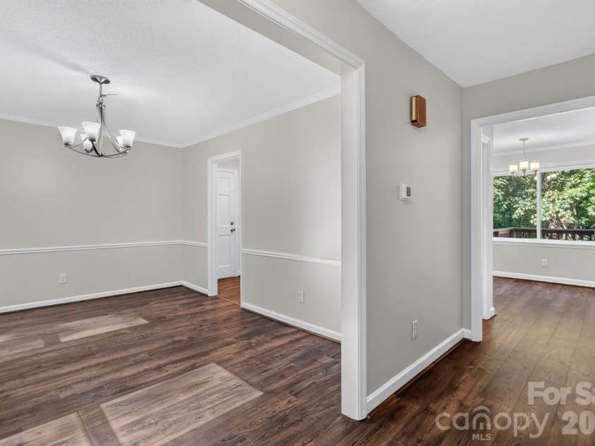 1424 Laughridge Drive, Cary, NC 27511.  MLS# CAR4418664, YatesRealty ID 47011. 
