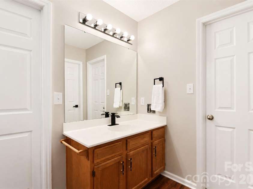 3837 Beauvista Drive, Charlotte, NC 28269.  MLS# CAR4418760, YatesRealty ID 47012. 