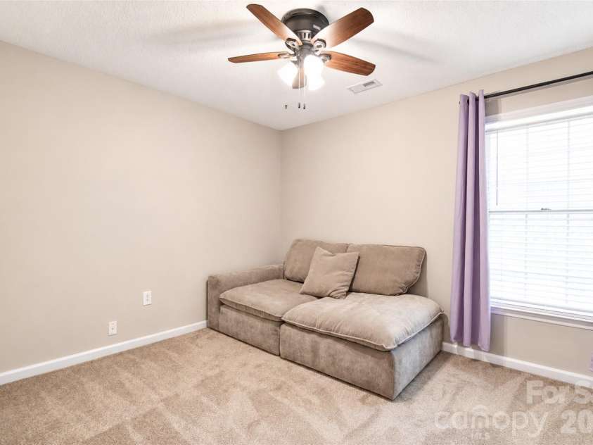 3837 Beauvista Drive, Charlotte, NC 28269.  MLS# CAR4418760, YatesRealty ID 47012. 