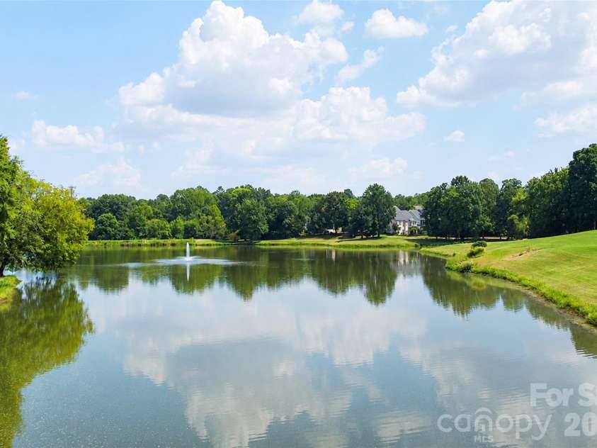 3837 Beauvista Drive, Charlotte, NC 28269.  MLS# CAR4418760, YatesRealty ID 47012. 