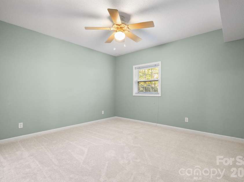 2015 12th Street, Hickory, NC 28601.  MLS# CAR4418575, YatesRealty ID 47014. 