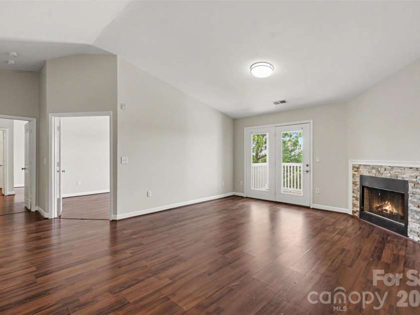 11286 Hyde Pointe Court, Charlotte, NC 28262.  MLS# CAR4418384, YatesRealty ID 47015. 