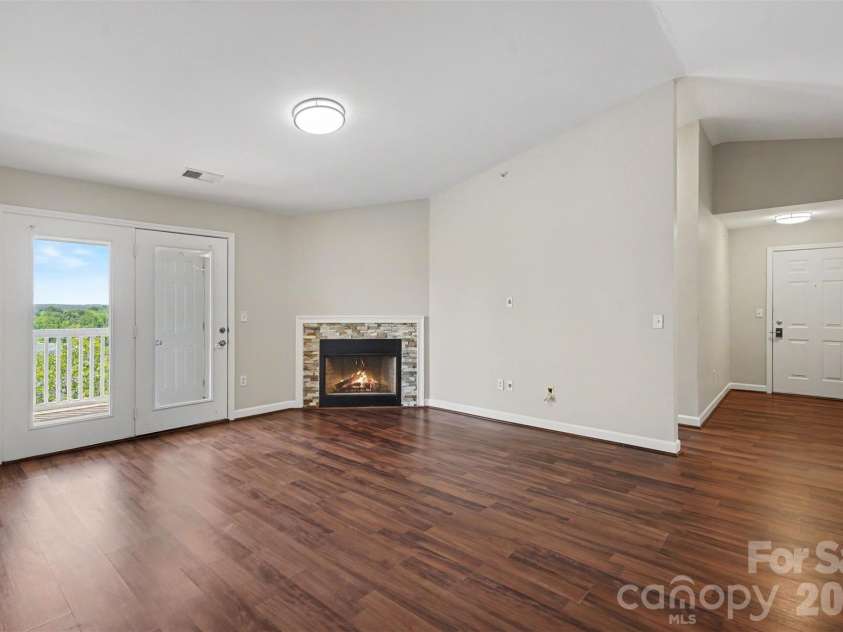 11286 Hyde Pointe Court, Charlotte, NC 28262.  MLS# CAR4418384, YatesRealty ID 47015. 