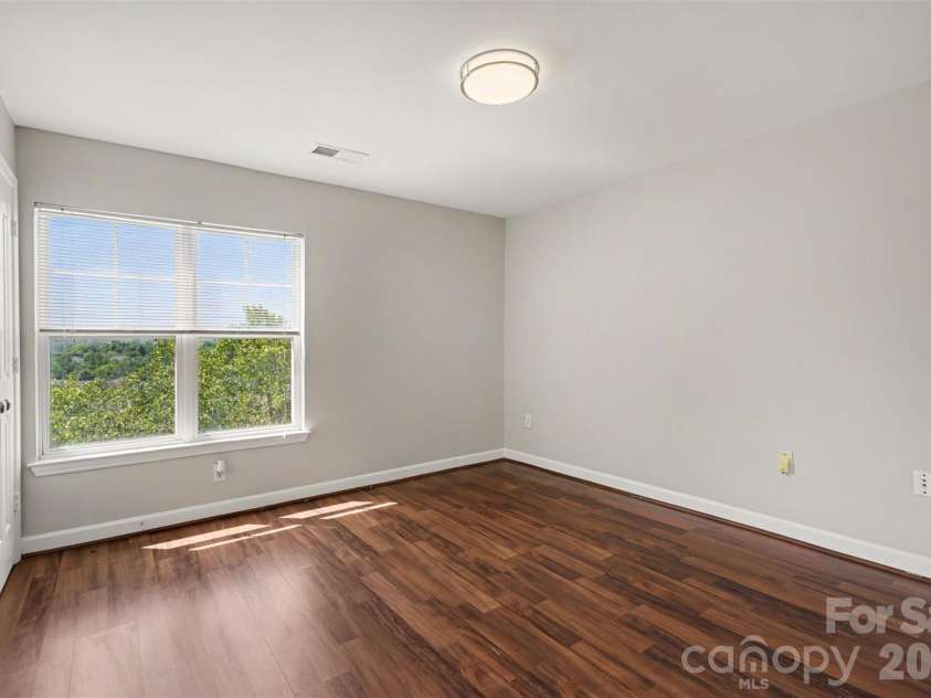 11286 Hyde Pointe Court, Charlotte, NC 28262.  MLS# CAR4418384, YatesRealty ID 47015. 