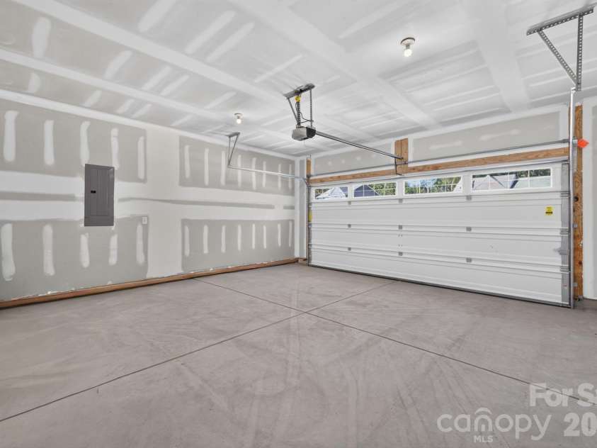130 Springhouse Court, Statesville, NC 28625.  MLS# CAR4418761, YatesRealty ID 47017. 