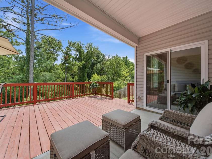 1213 Cavalier Lane, Rock Hill, SC 29730.  MLS# CAR4418709, YatesRealty ID 47018. 