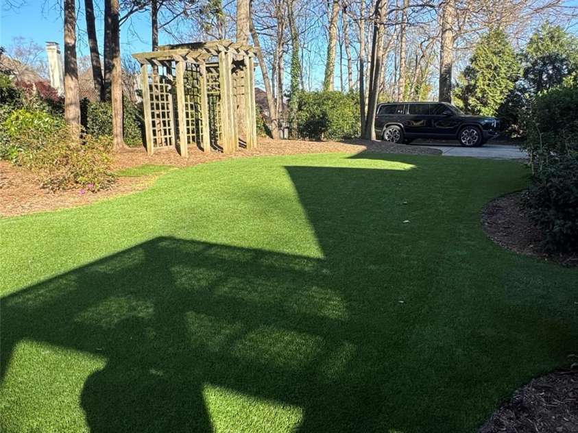 8011 Greencastle Drive, Charlotte, NC 28210.  MLS# CAR4235397, YatesRealty ID 4702. 