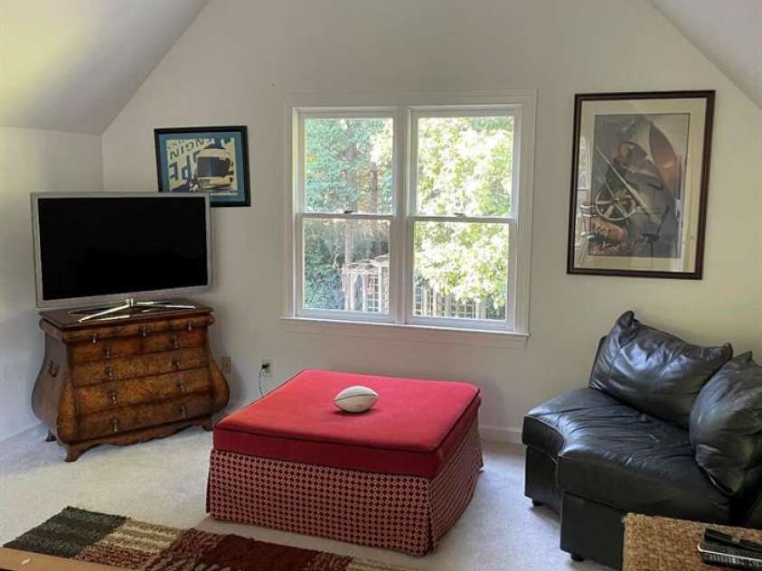 8011 Greencastle Drive, Charlotte, NC 28210.  MLS# CAR4235397, YatesRealty ID 4702. 