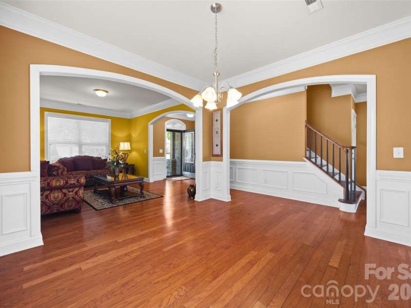 3025 Scottcrest Way, Waxhaw, NC 28173.  MLS# CAR4405386, YatesRealty ID 47022. 