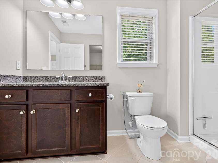 2512 Viburnum Court, Charlotte, NC 28215.  MLS# CAR4412884, YatesRealty ID 47024. 
