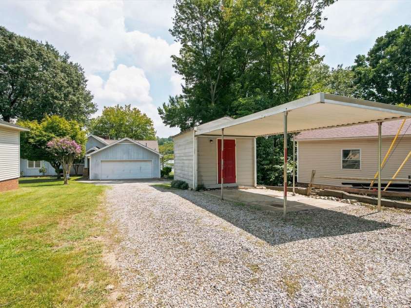 9109 Clement Circle, Terrell, NC 28682.  MLS# CAR4416816, YatesRealty ID 47025. 